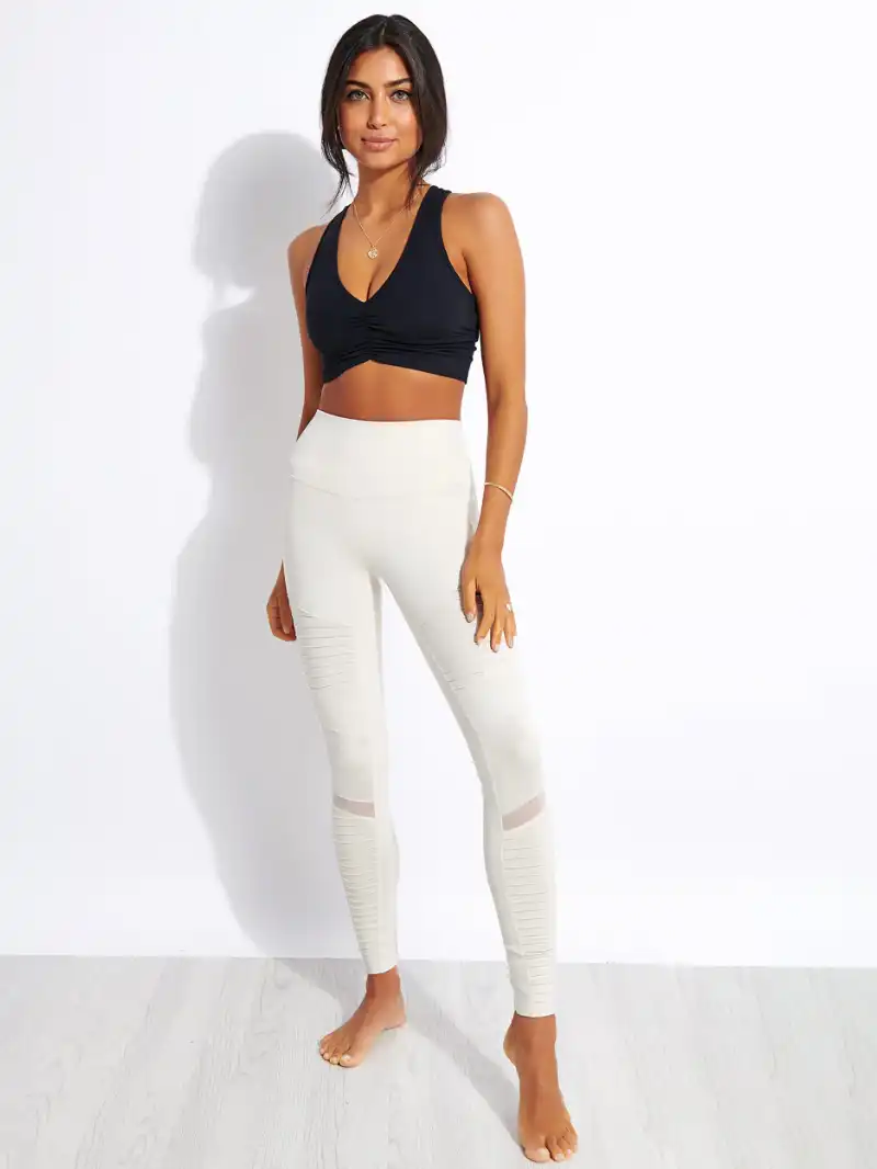 Save on Alo Yoga apparel with Glade Sports